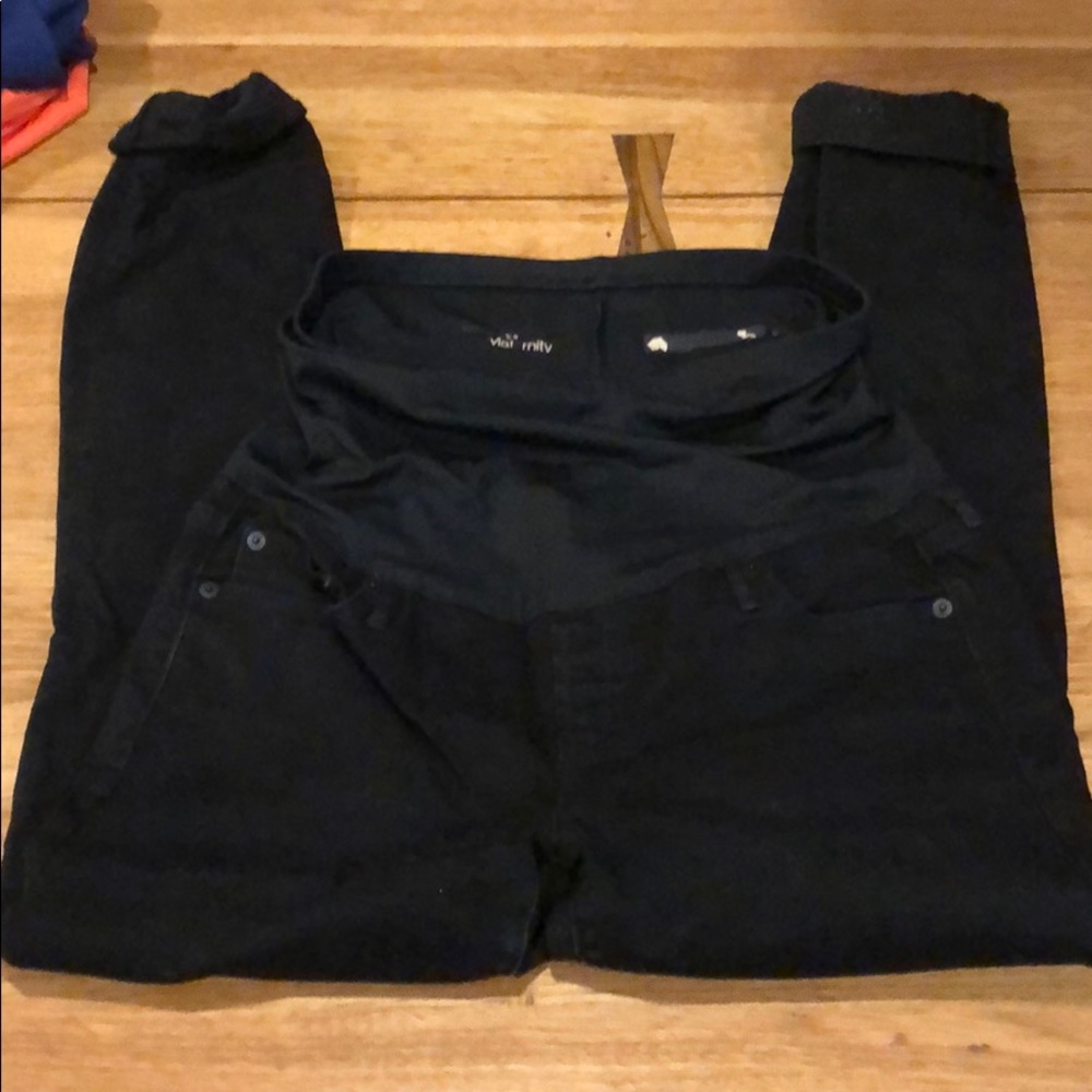Black maternity skinny jeans